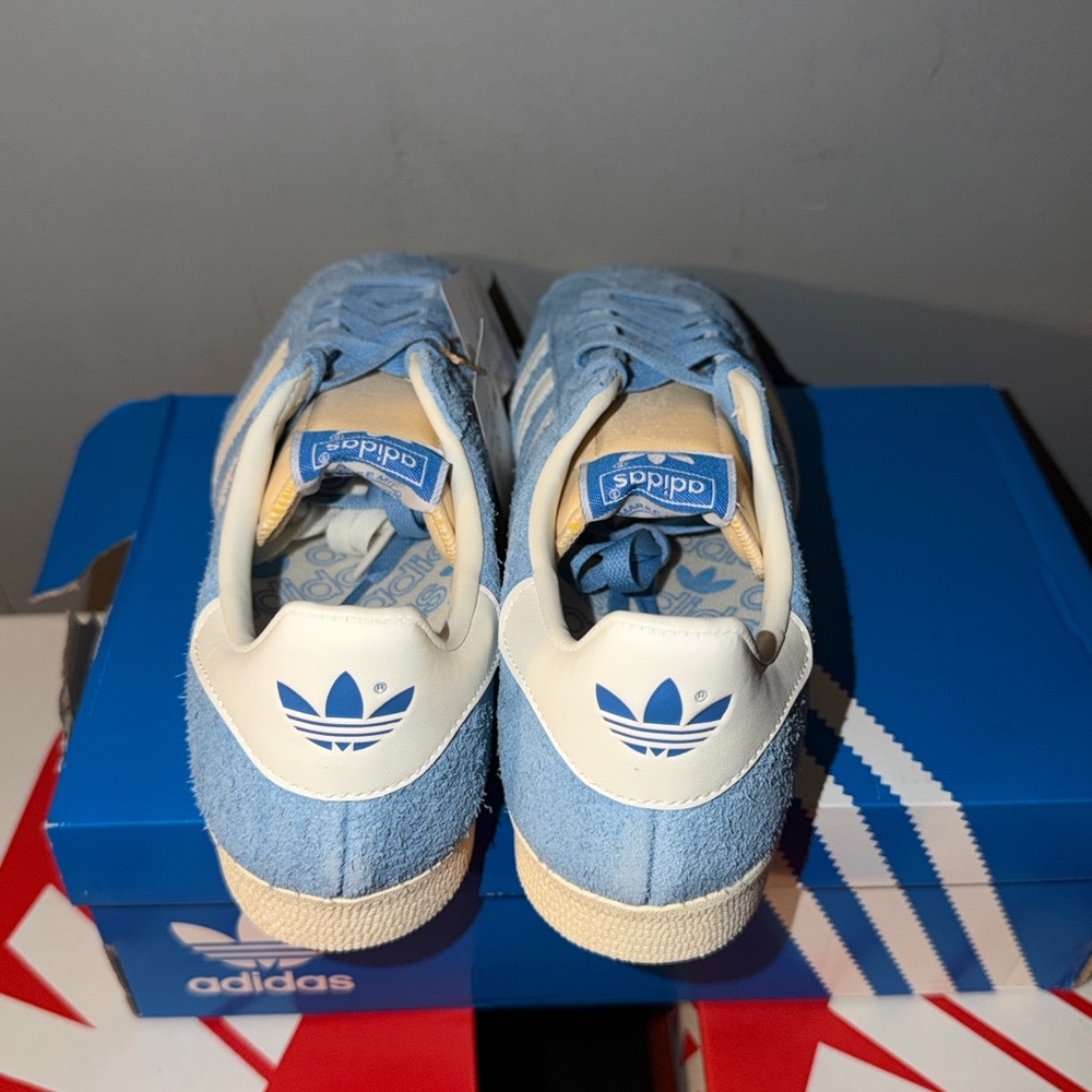 Men’s Adidas Gazelle Shoes - Picture 6 of 8